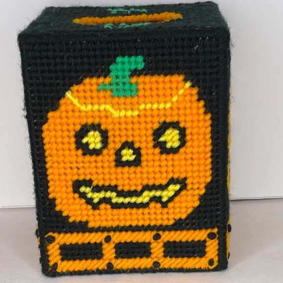 Pumpkin Jack O Lantern Halloween Plastic Canvas Tissue Box Holder - Picture 2 of 7